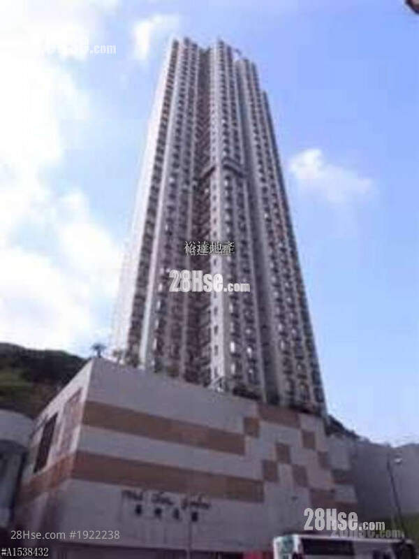 Wah Shun Gardens Sell 3 Bedrooms , 1 Bathroom 573 ft² ( 53.2 m² )