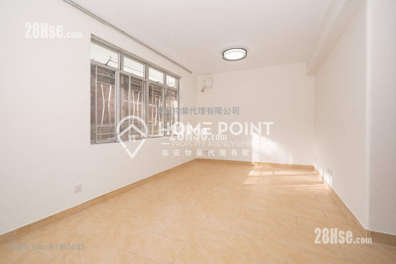 Ma Wan Main Street Village Sell 3 Bedrooms , 1 Bathroom