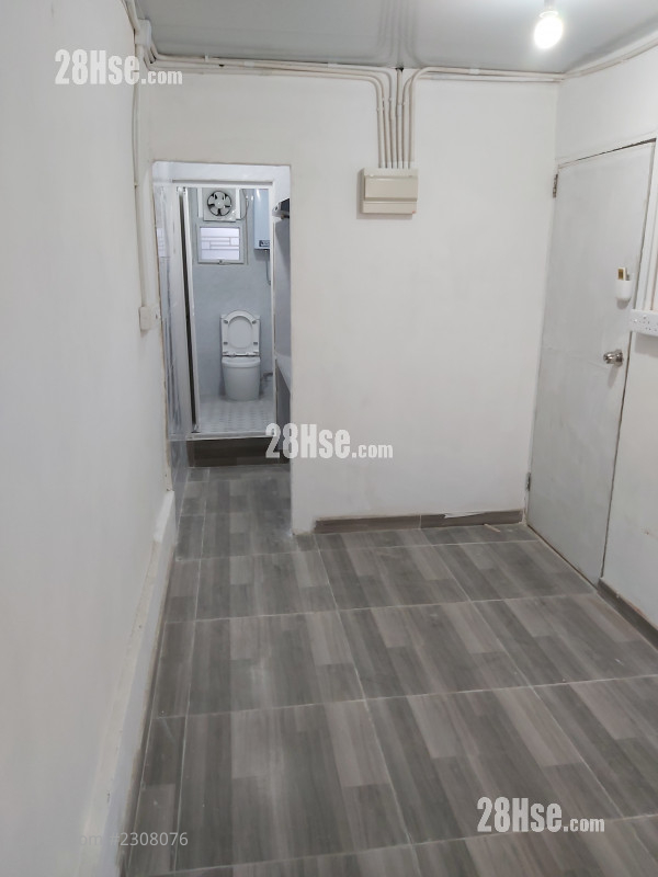 泥围 租盘 开放式间隔 , 1 浴室 135 平方尺 ( 12.5 平方米 ) 泥围 租盘 开放式间隔 , 1 浴室 135 平方尺 ( 12.5 平方米 )