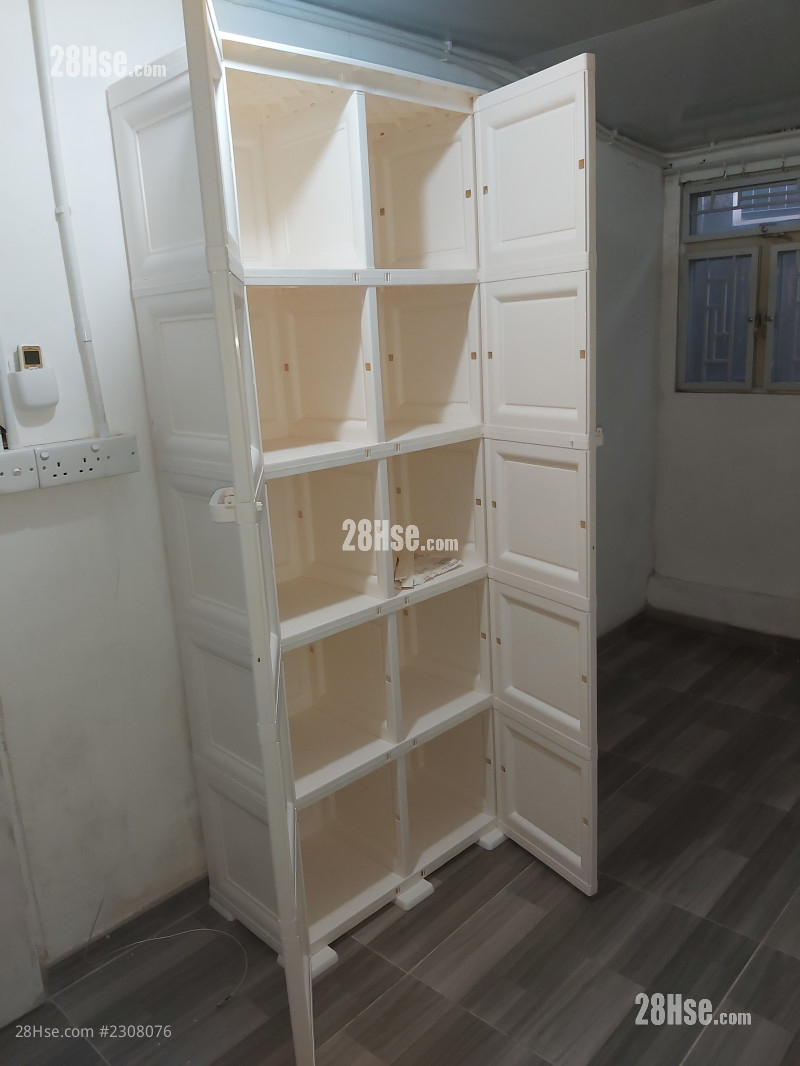 泥围 租盘 开放式间隔 , 1 浴室 135 平方尺 ( 12.5 平方米 ) 泥围 租盘 开放式间隔 , 1 浴室 135 平方尺 ( 12.5 平方米 )