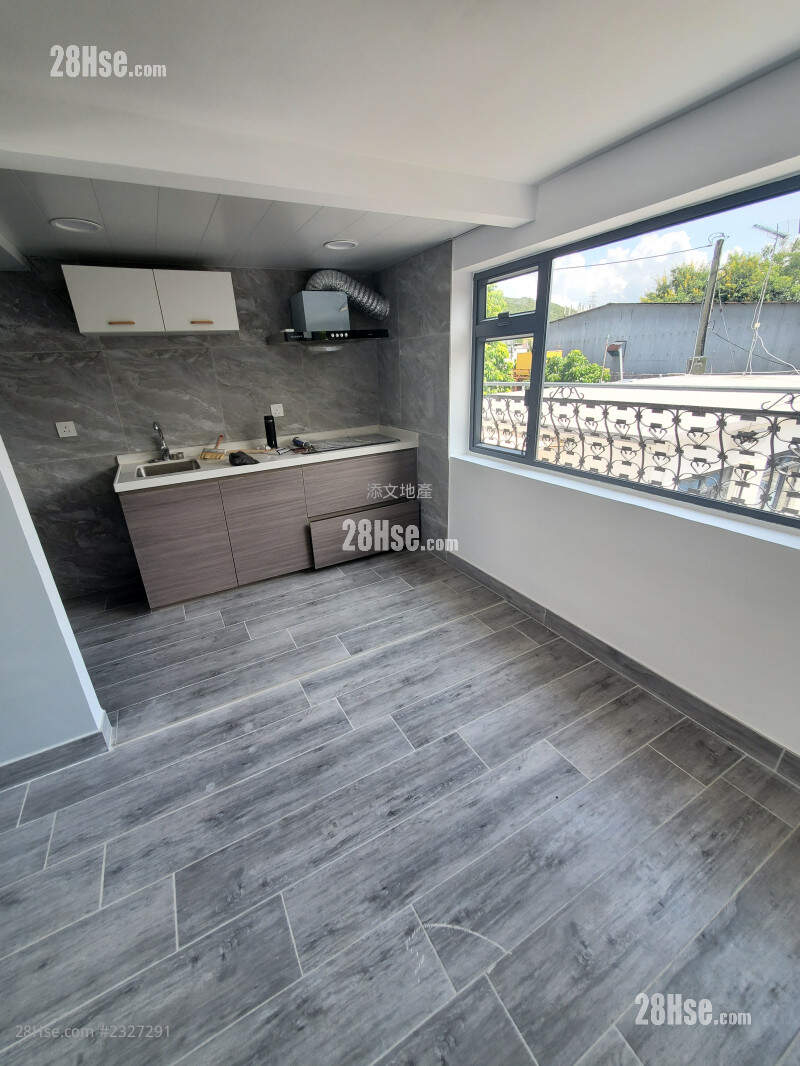 San Hing Tsuen(Tuen Mun) Rental 2 Bedrooms , 1 Bathroom 350 ft² ( 32.5 m² )