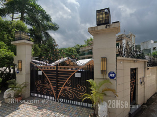 Parlain Villa Building