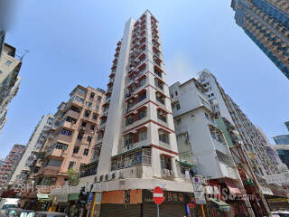 Full Pont House Building