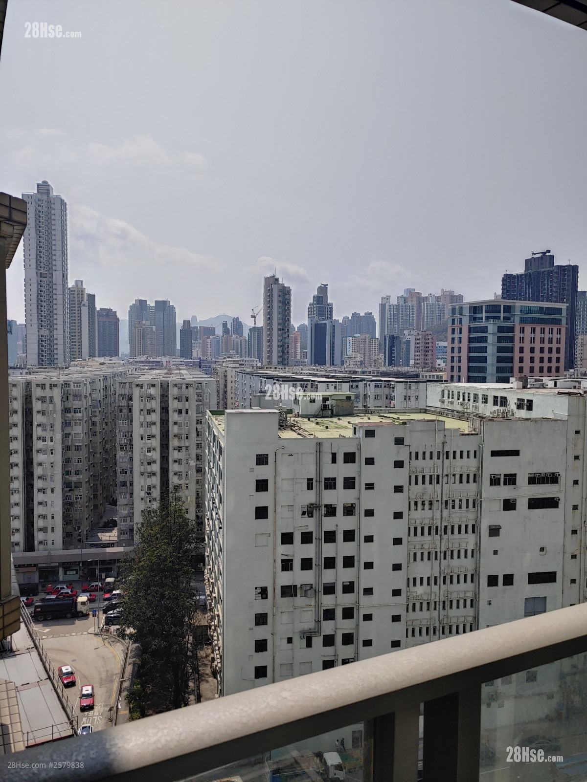 Grand Waterfront Sell 2 Bedrooms , 1 Bathroom 427 ft² ( 39.7 m² )