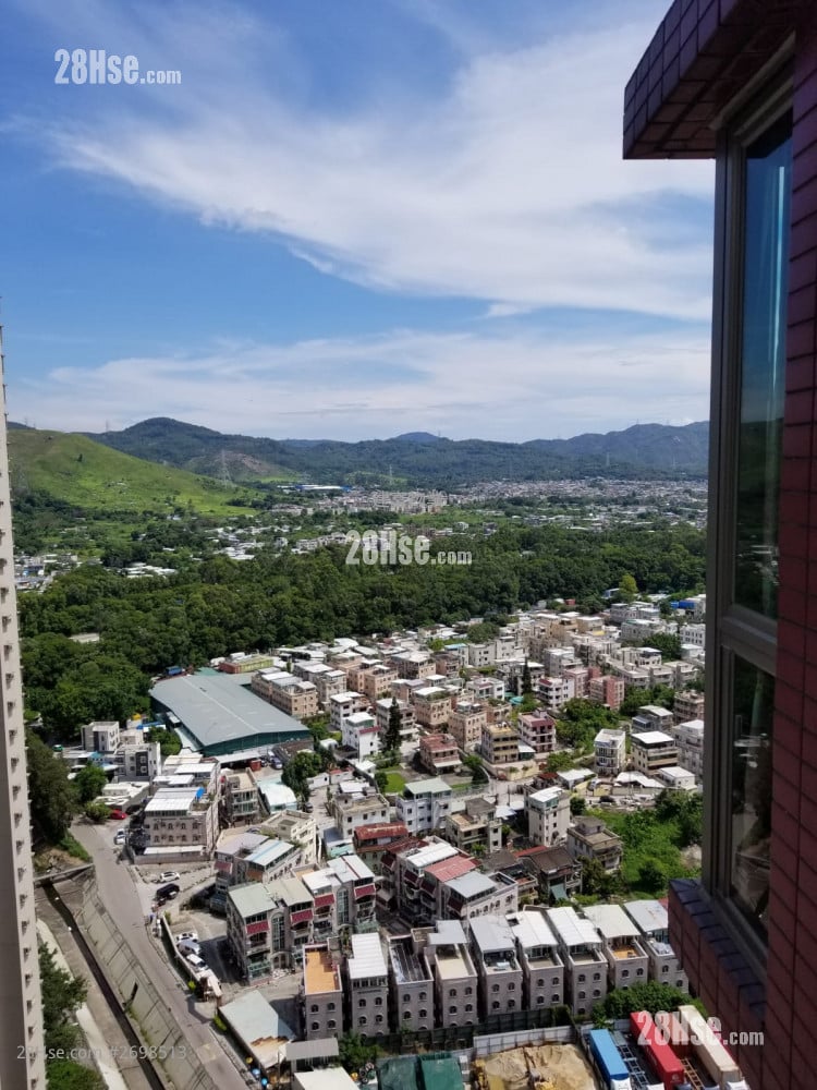 Yoho Town 租盘 427 平方尺 ( 39.7 平方米 )