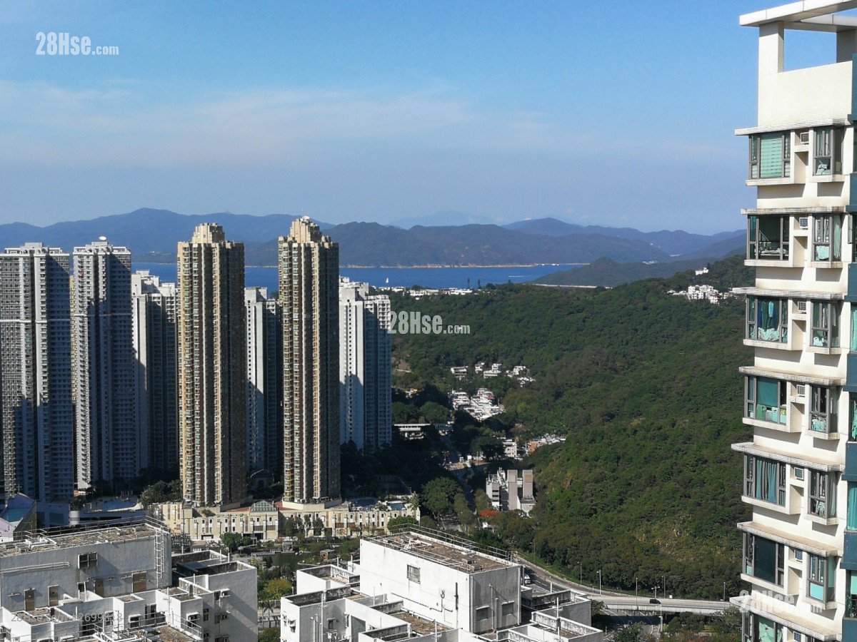 The Grandiose Rental 3 Bedrooms , 1 Bathroom 651 ft² ( 60.5 m² )