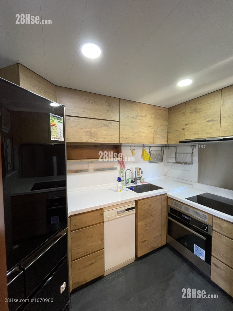 Pictorial Garden Rental 3 Bedrooms , 2 Bathrooms 646 ft² ( 60.0 m² )