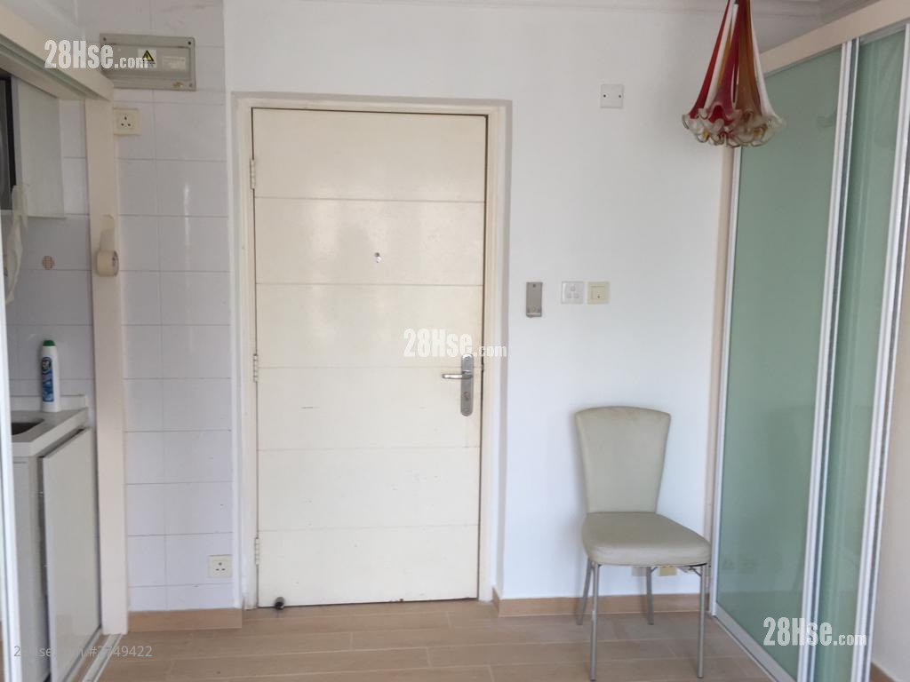 Harbour Court Rental 1 Bedroom , 1 Bathroom 270 ft² ( 25.1 m² )
