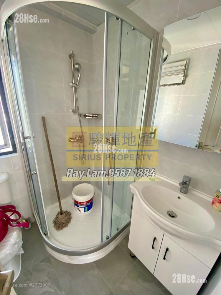 恒隆银行大厦 租盘 2 房 , 1 浴室 414 平方尺 ( 38.5 平方米 ) 恒隆银行大厦 租盘 2 房 , 1 浴室 414 平方尺 ( 38.5 平方米 )