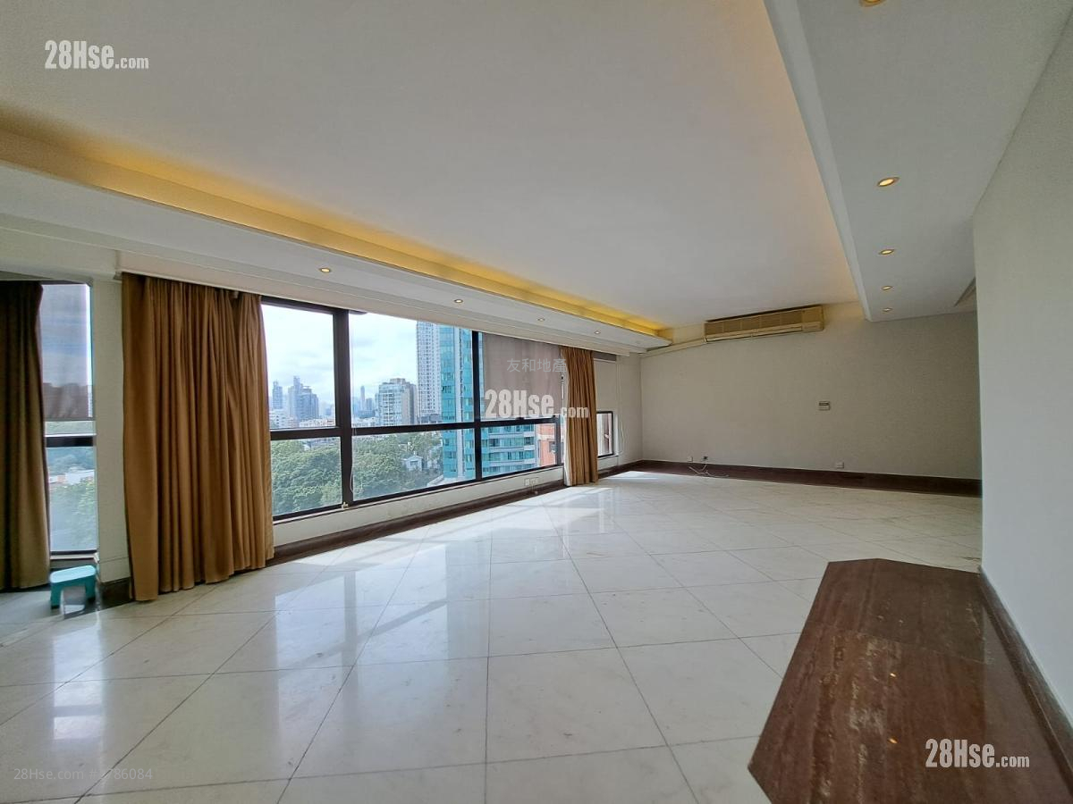 Regal Court Sell 1,654 ft² ( 153.7 m² )