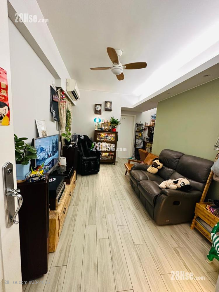Jumbo Court Sell 1 Bedroom , 1 Bathroom 413 ft² ( 38.4 m² )