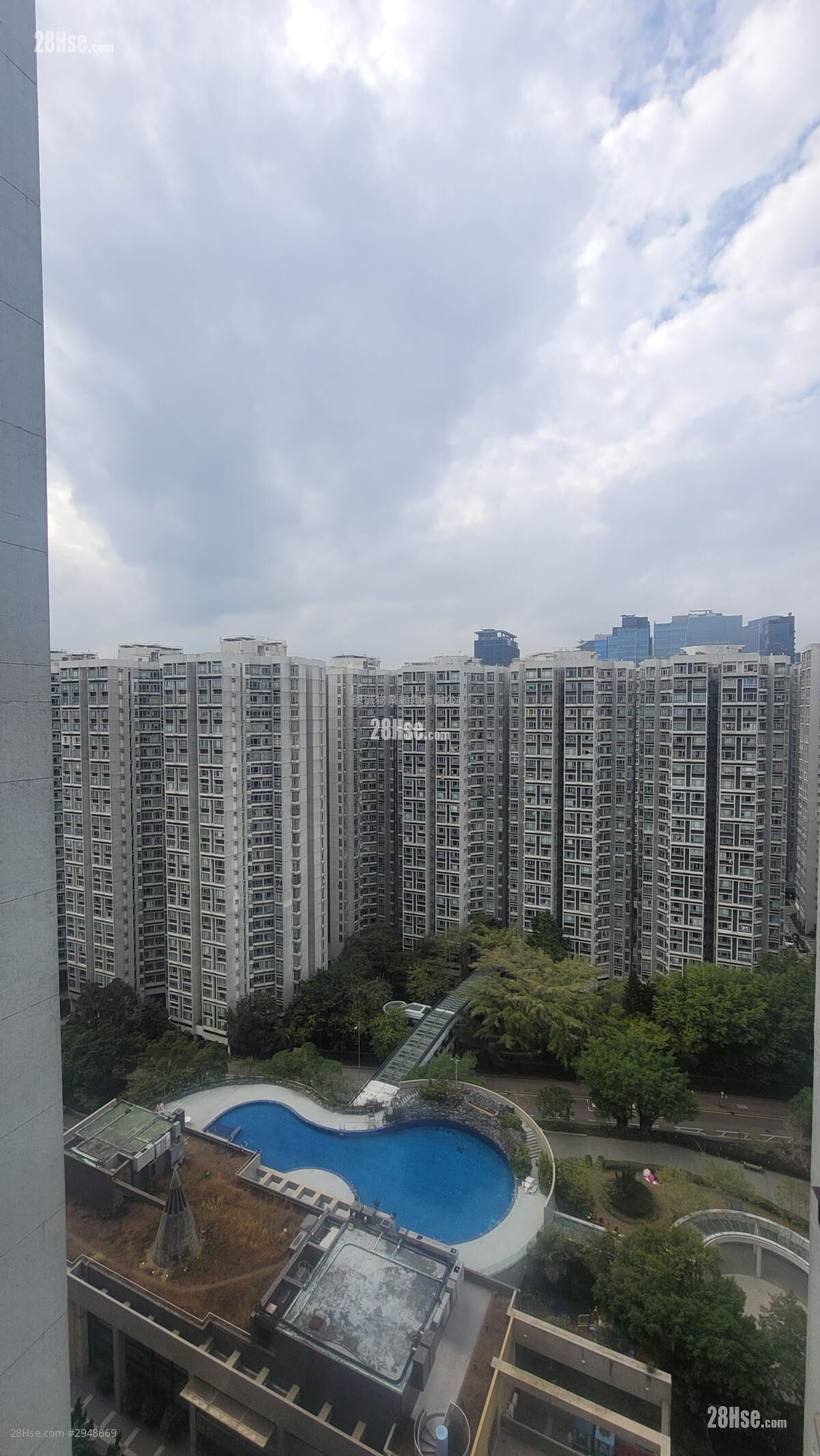 丽港城 租盘 2 房 , 1 浴室 516 平方尺 ( 47.9 平方米 )