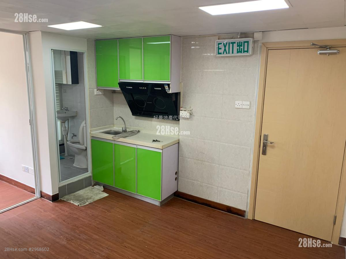 Shun Lee Commercial Building Sell 1 Bedroom , 1 Toilet 250 ft² ( 23.2 m² )