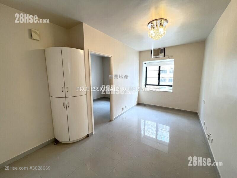 Elegance Tower Sell 1 bedroom , 1 bathroom 374 ft² ( 34.7 m² )
