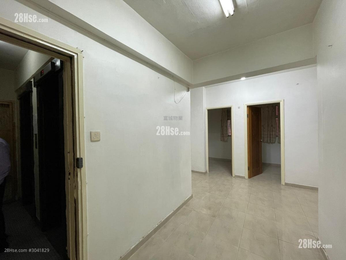 彌敦道大樓 租盤 2 房 , 1 浴室 322 平方呎