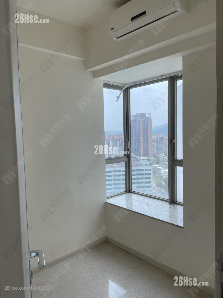 Yuccie Square Sell 3 bedrooms 645 ft²