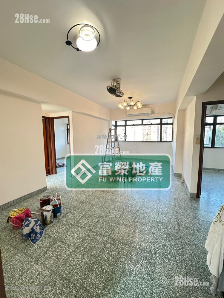3-5 Yuen Po Street Rental 3 bedrooms , 2 bathrooms 753 ft²