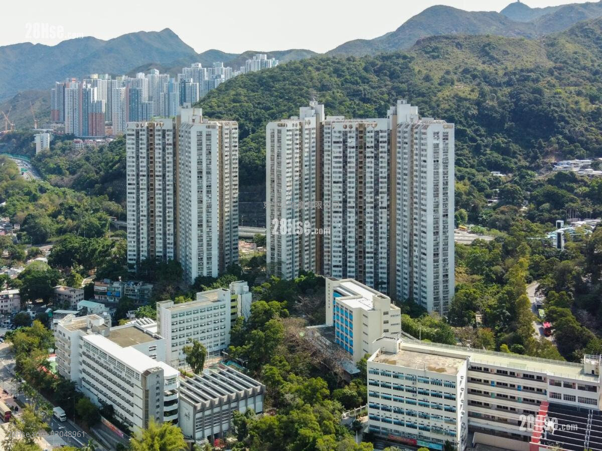 Fung Shing Court Sell 2 bedrooms , 1 bathrooms 381 ft²