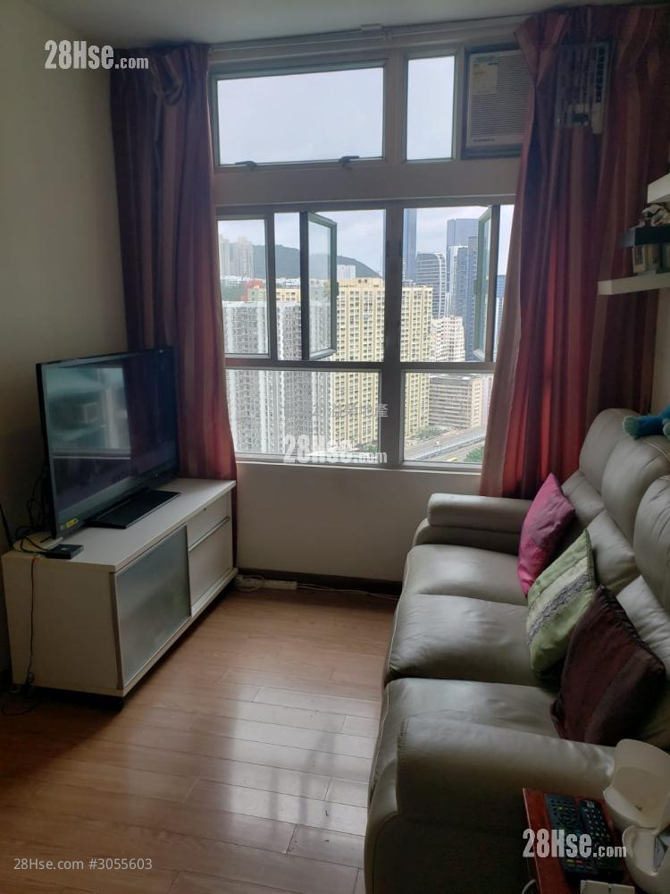 Tung Tao Court Sell 2 bedrooms , 1 bathrooms 400 ft²