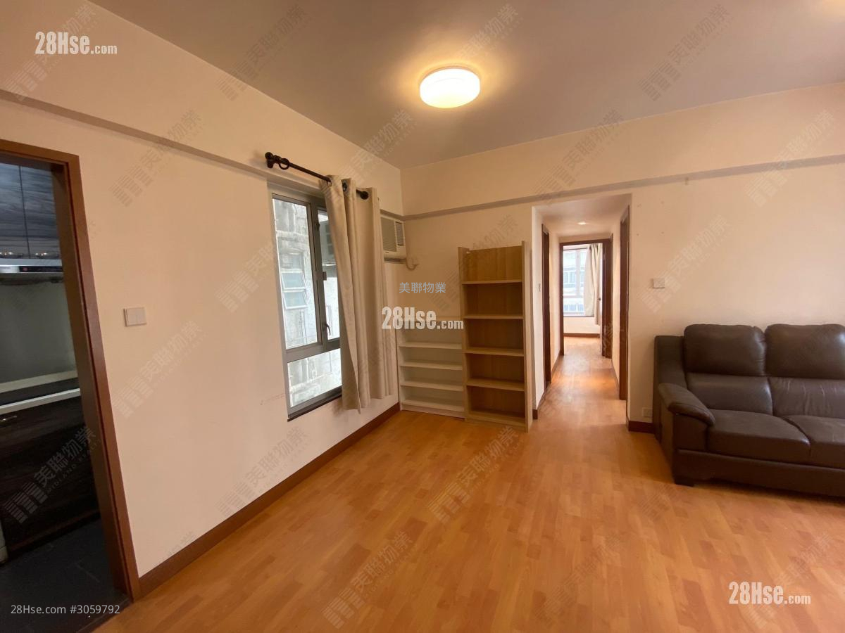 Kwai Chung Plaza Sell 3 bedrooms , 1 bathrooms 493 ft²
