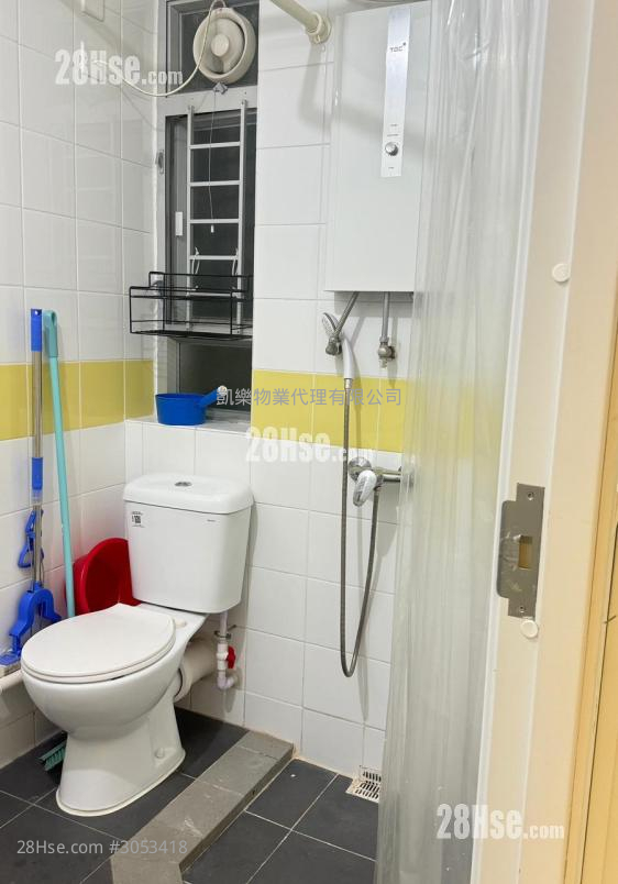 Hoi Tak Court Sell 1 bedrooms , 1 bathrooms 393 ft²