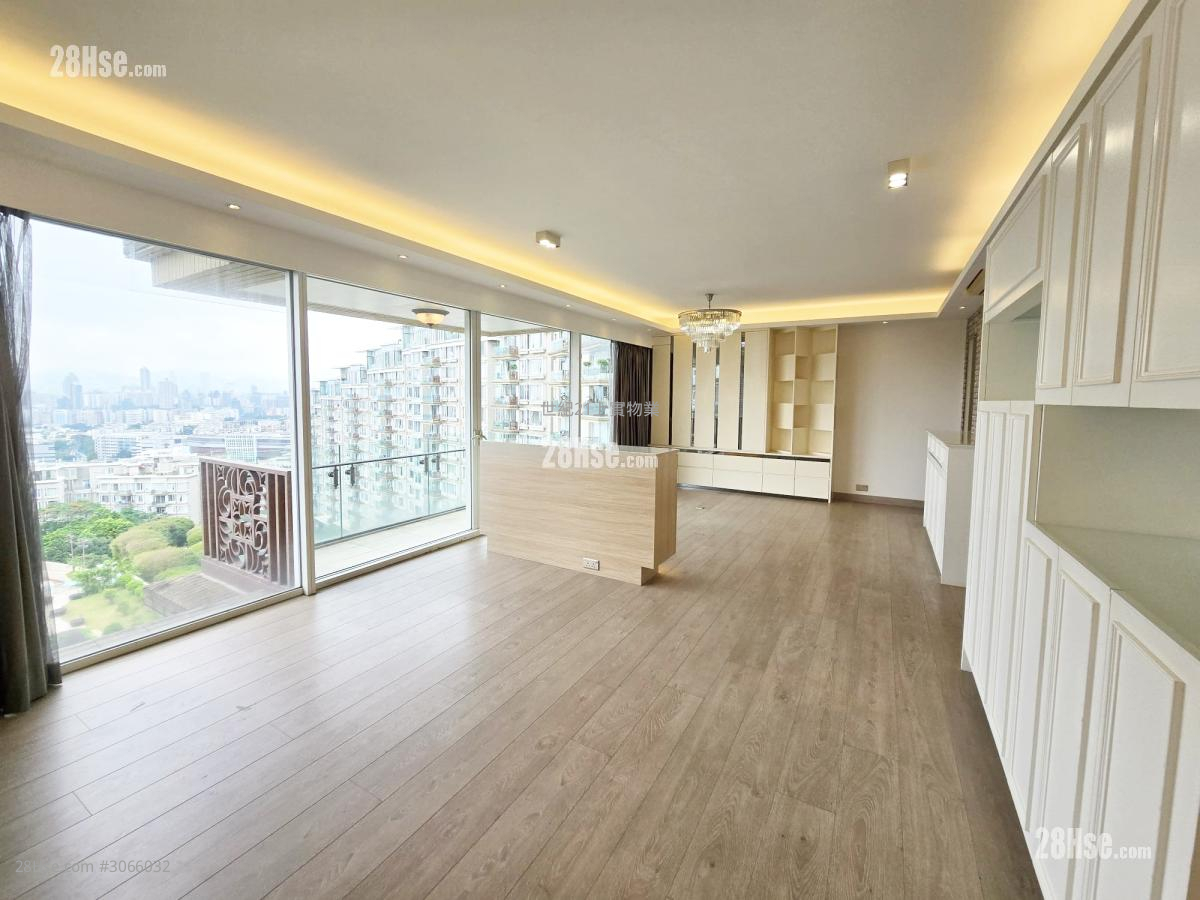 One Beacon Hill Sell 4 Bedrooms , 2 Bathrooms 1,456 ft² ( 135.3 m² )