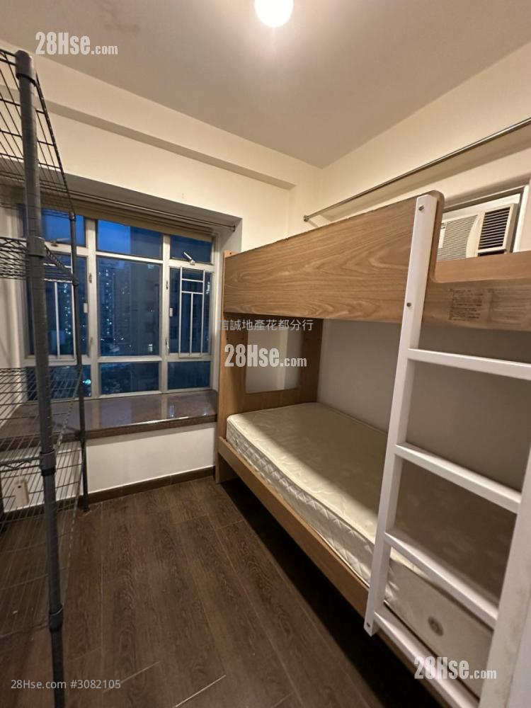 Flora Plaza Rental 2 Bedrooms , 1 Bathroom 370 ft² ( 34.4 m² ) Flora Plaza Rental 2 Bedrooms , 1 Bathroom 370 ft² ( 34.4 m² )