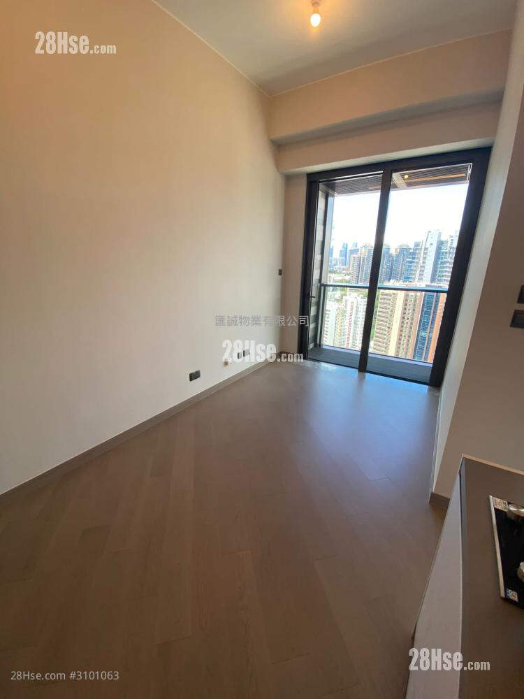 The Vantage Sell 1 Bedroom , 1 Bathroom 268 ft² ( 24.9 m² )