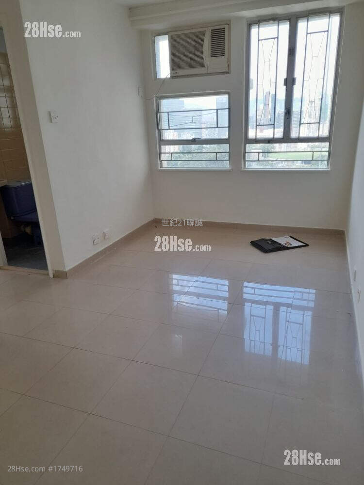 Cheung Wo Court Rental 2 Bedrooms , 1 Bathroom 414 ft² ( 38.5 m² )