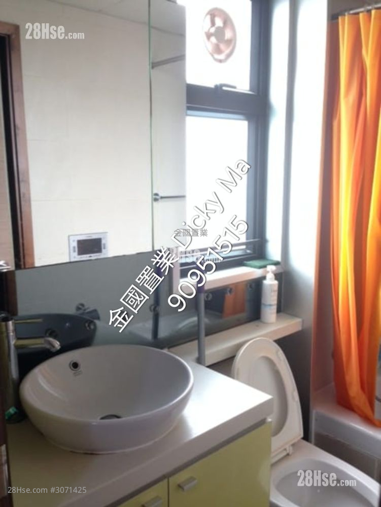 City 18 Rental 2 Bedrooms , 1 Bathroom 429 ft² ( 39.9 m² )