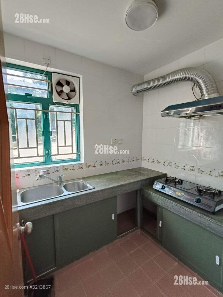 Pan Long Wan Village Rental 2 Bedrooms , 1 Bathroom 700 ft² ( 65.0 m² )