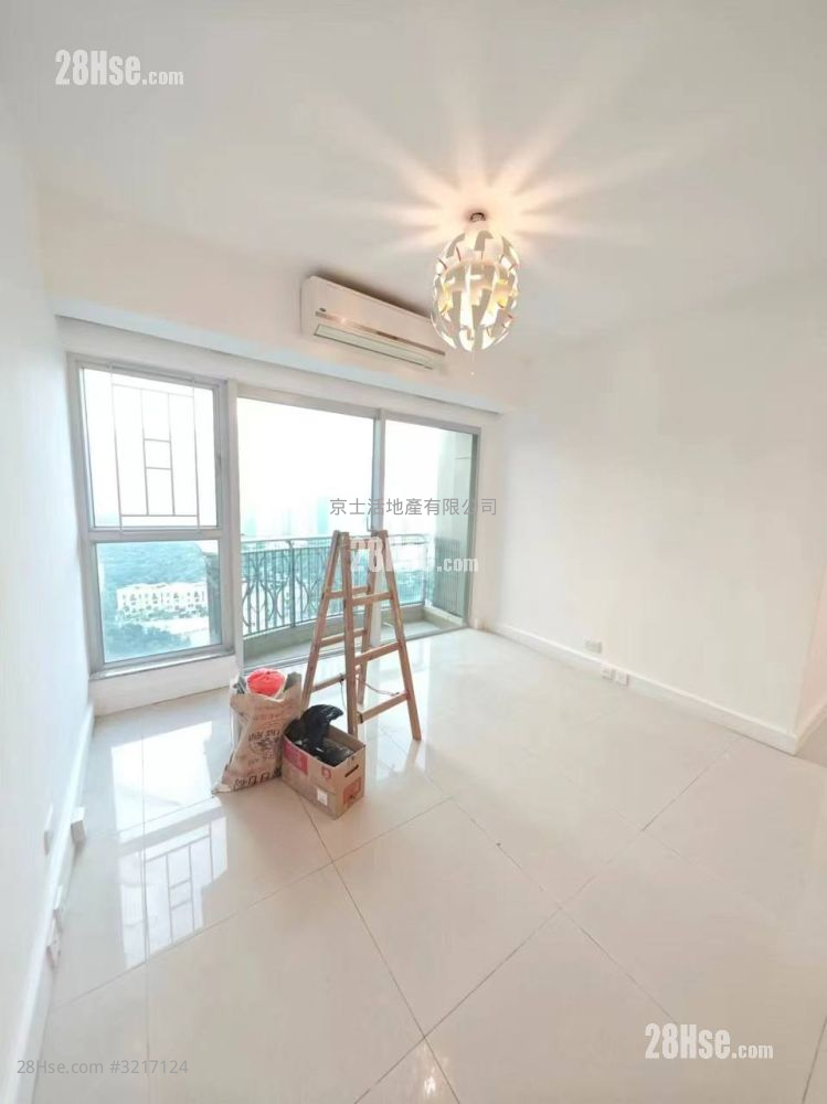 Festival City Rental 3 Bedrooms , 2 Bathrooms 786 ft² ( 73.0 m² )