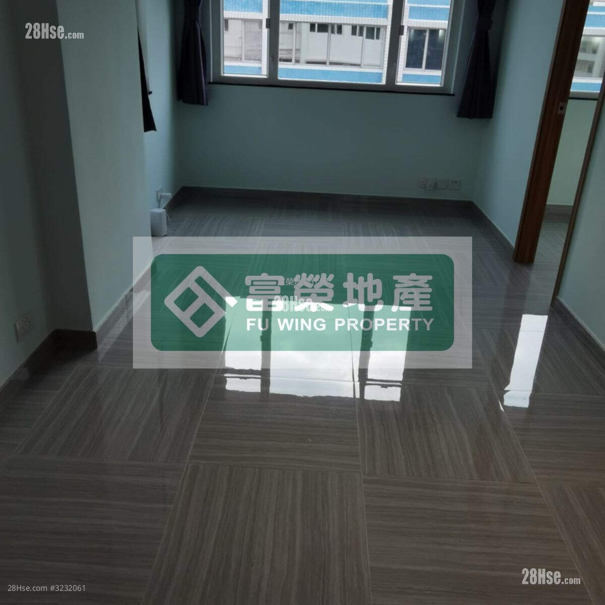 Lucky Building Sell 322 ft² ( 29.9 m² )