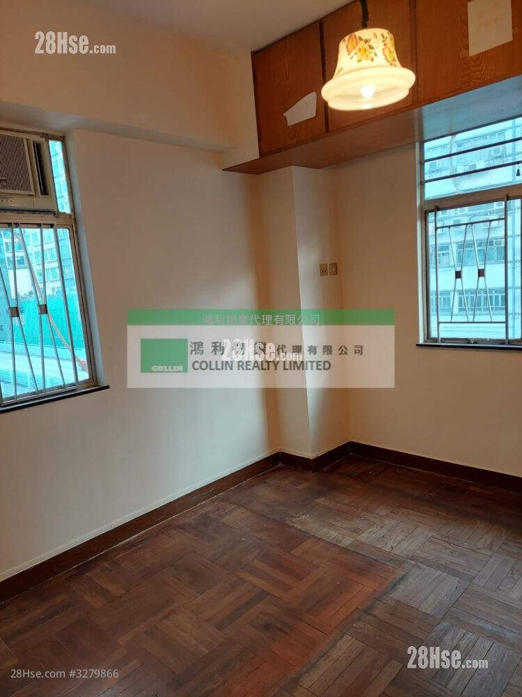 Honland Building Sell 2 Bedrooms , 1 Bathroom 427 ft² ( 39.7 m² )