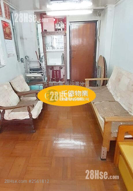 Sheung Wing Building Sell 2 Bedrooms 462 ft² ( 42.9 m² )