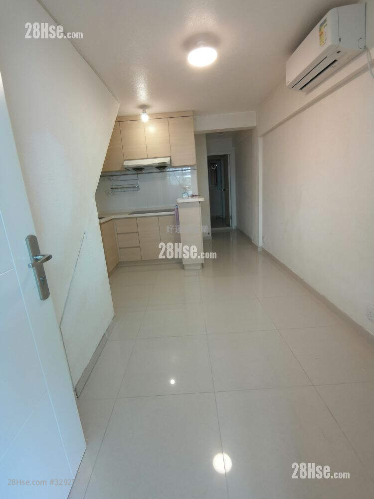 Sheung Yeung Village Rental 2 Bedrooms 350 ft² ( 32.5 m² )