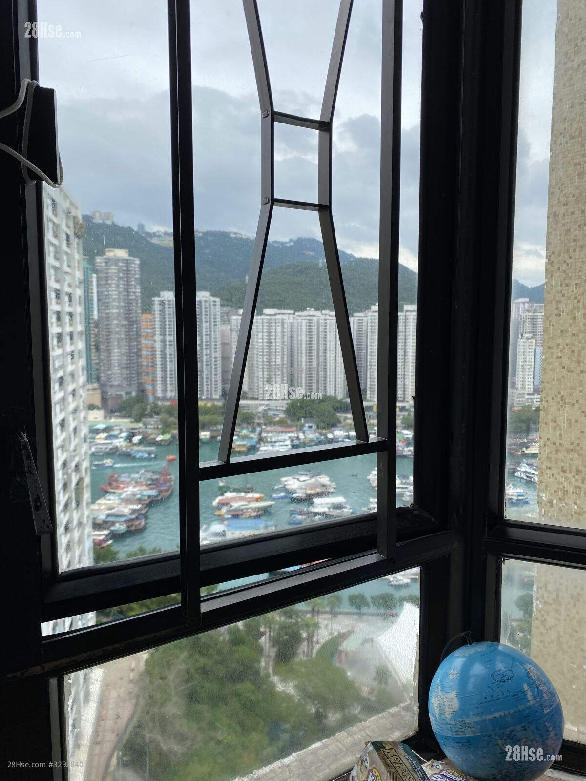 Pat Leung Building Sell 2 Bedrooms , 1 Bathroom 371 ft² ( 34.5 m² )