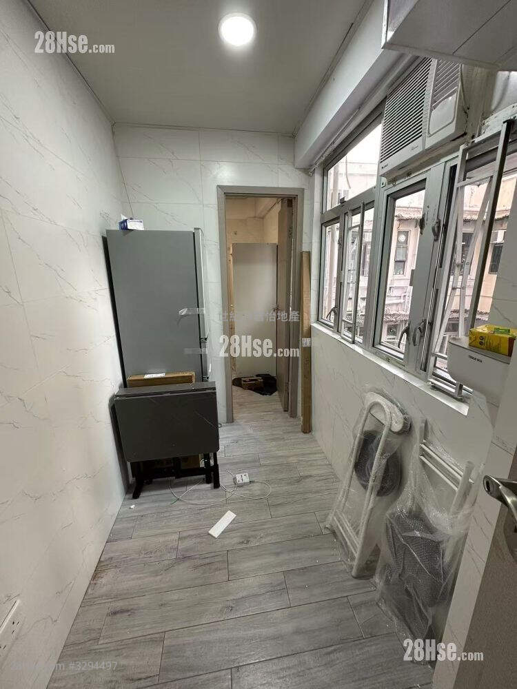 Kim Wo Building Rental 1 Bedroom , 1 Bathroom 150 ft² ( 13.9 m² )