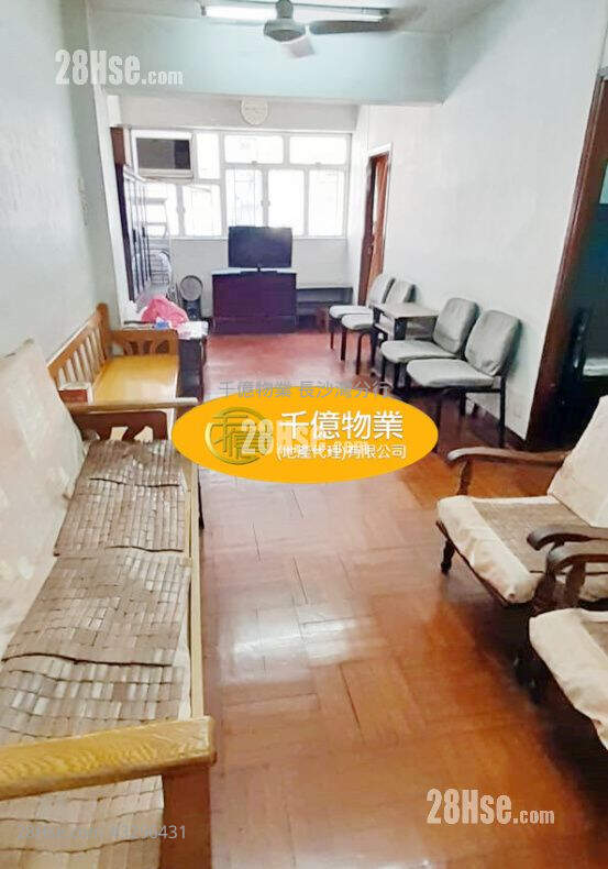 Sheung Wing Building Sell 3 Bedrooms 462 ft² ( 42.9 m² )