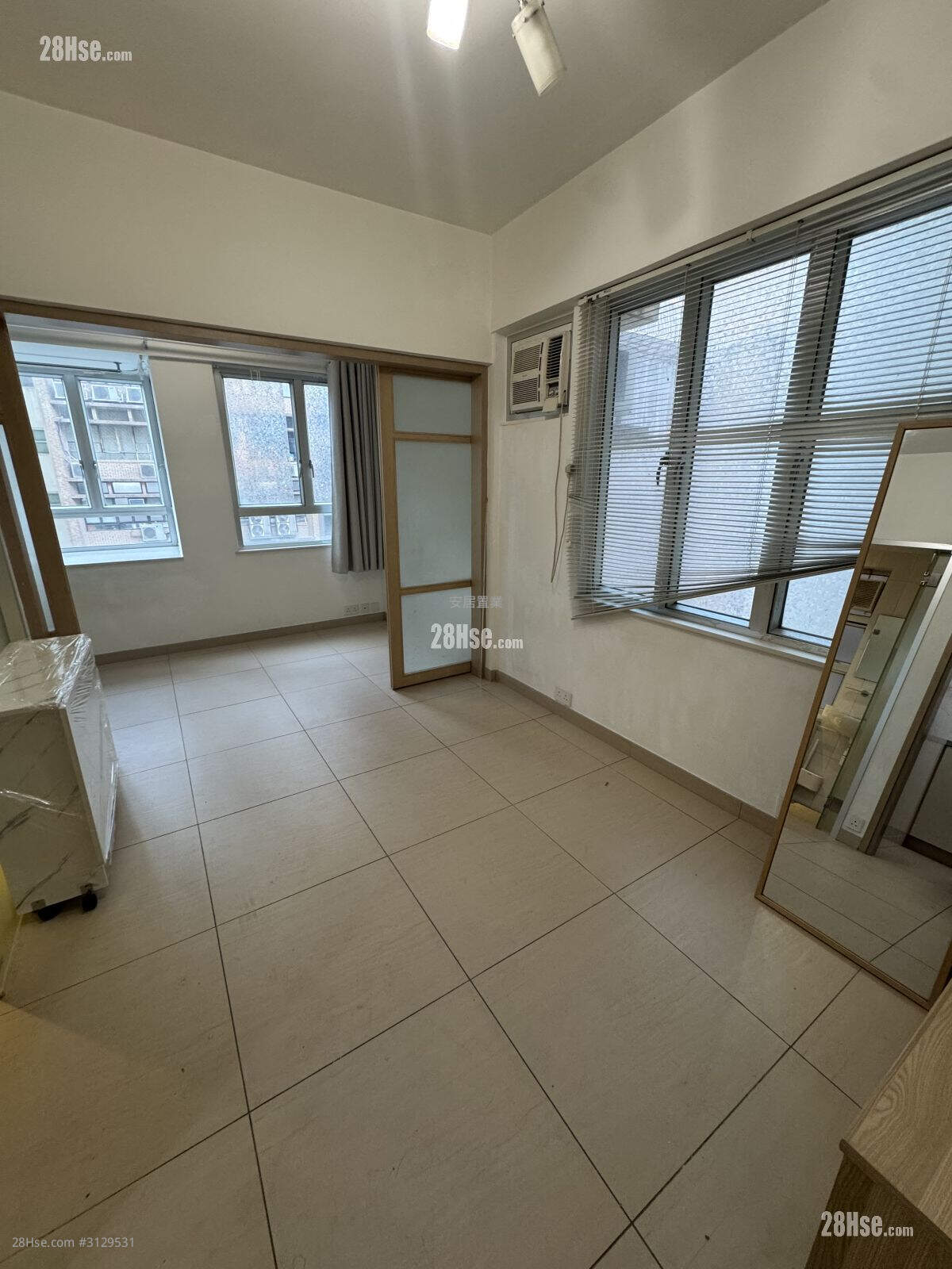 Hart Avenue Court Rental 1 Bedroom , 1 Bathroom 248 ft² ( 23.0 m² )