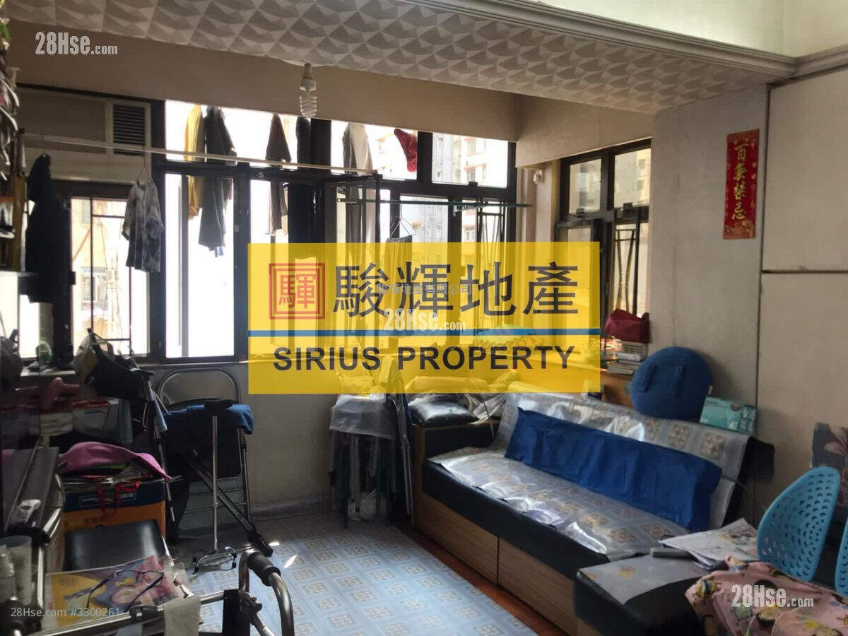 Kwong Yuen Building Sell 2 Bedrooms , 1 Bathroom 586 ft² ( 54.4 m² )