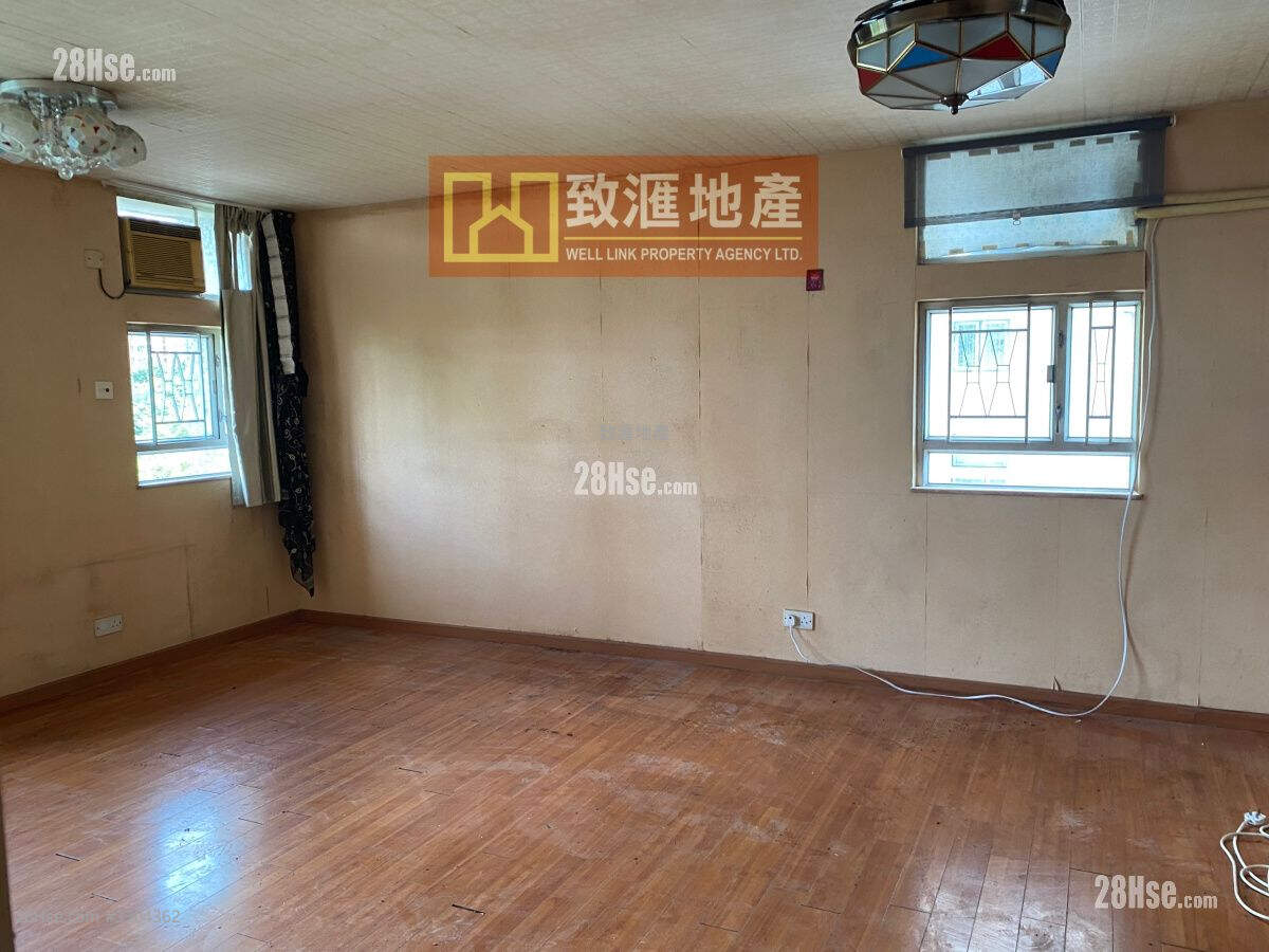 Kwai Chun Court Sell 3 Bedrooms 645 ft² ( 59.9 m² )