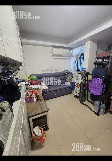 Ample Building Sell 2 Bedrooms 452 ft² ( 42.0 m² )