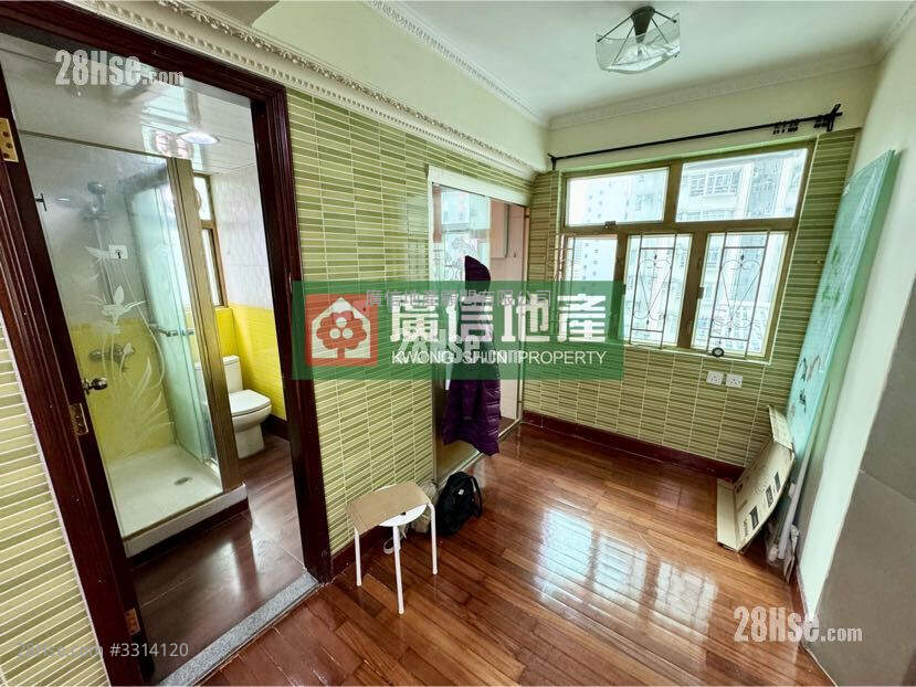 Shun Lee Building Sell 3 Bedrooms , 1 Bathroom 443 ft² ( 41.2 m² )