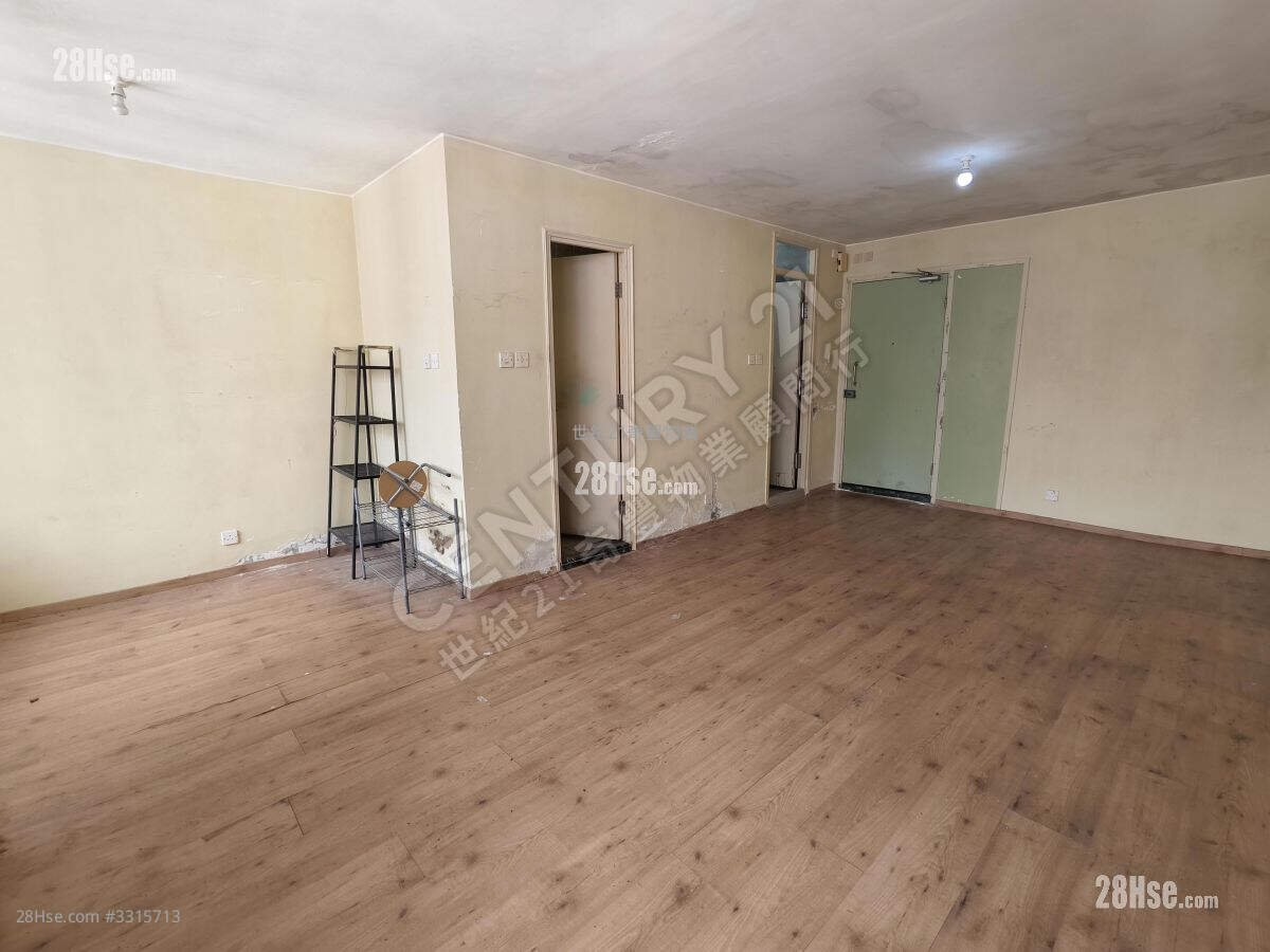 Yung Shing Court Sell Studio , 1 Bathroom 426 ft² ( 39.6 m² )