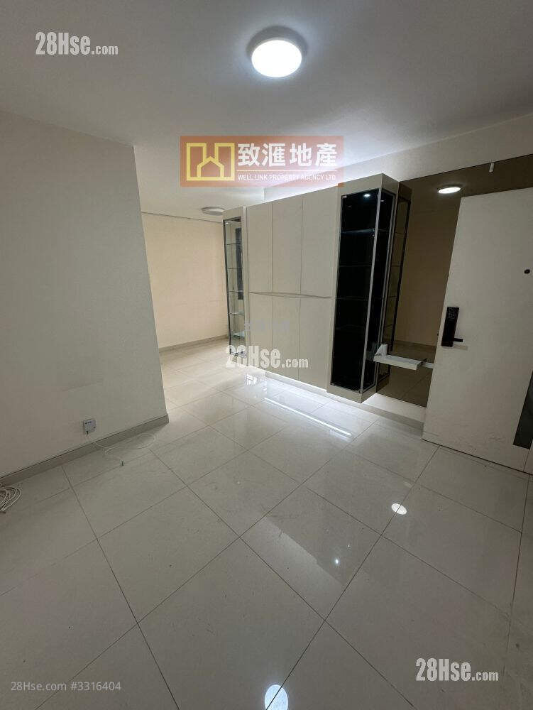 Luk Yeung Sun Chuen Sell 3 Bedrooms 582 ft² ( 54.1 m² )