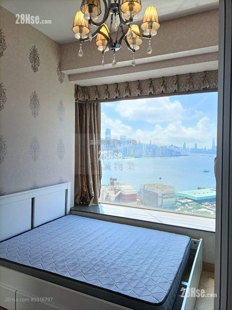 Ocean One Rental 2 Bedrooms , 2 Bathrooms 559 ft² ( 51.9 m² )