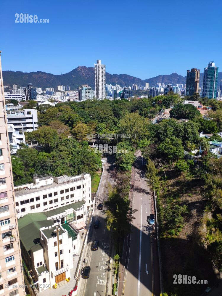 Fu Tao Building Sell 2 Bedrooms , 1 Bathroom 475 ft² ( 44.1 m² )