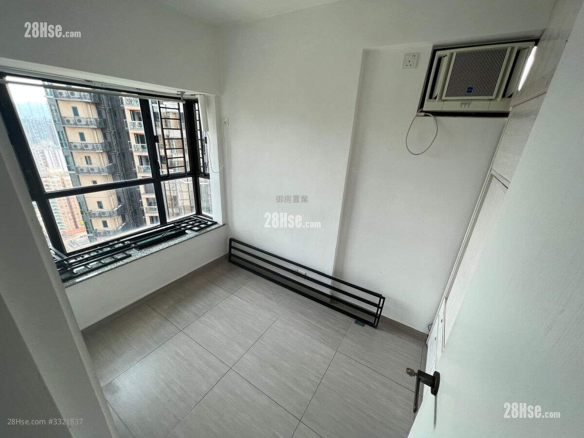 Sun Yuen Long Centre Rental 466 ft² ( 43.3 m² )