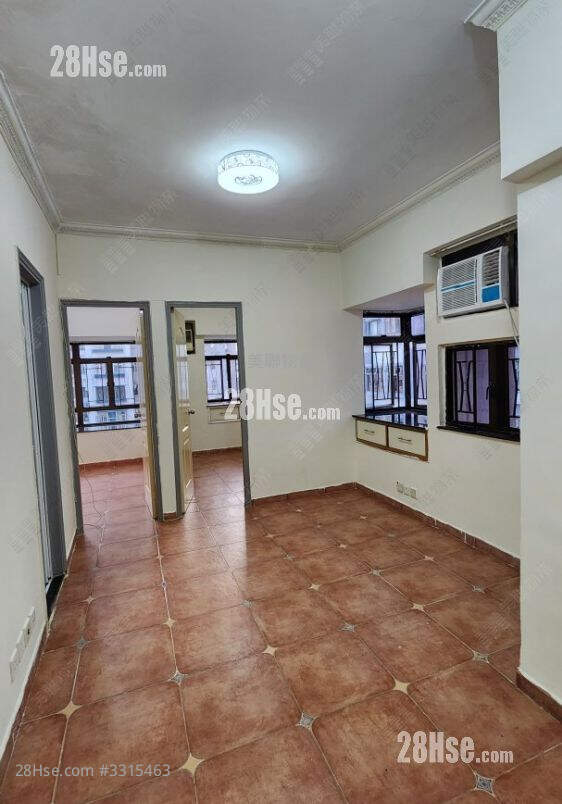 Po Sing Centre Rental 2 Bedrooms , 1 Bathroom 362 ft² ( 33.6 m² )